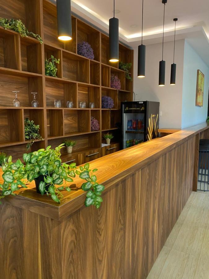 The Cabin Hotel 阿克拉 外观 照片