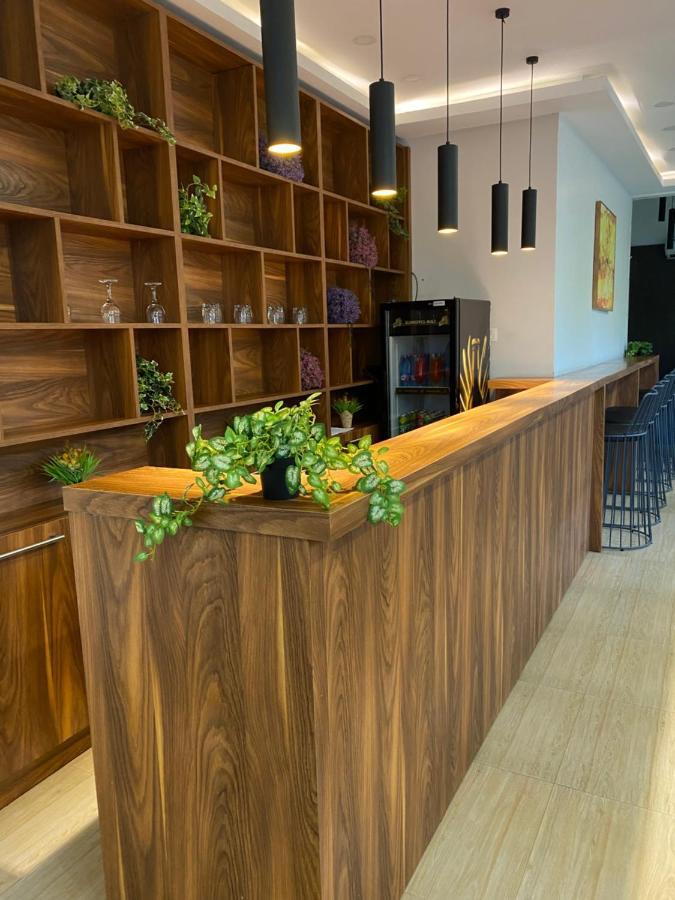 The Cabin Hotel 阿克拉 外观 照片